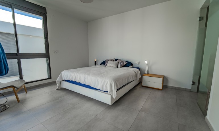 Herverkoop - Huis -
Benijofar* - Benijofar - Village