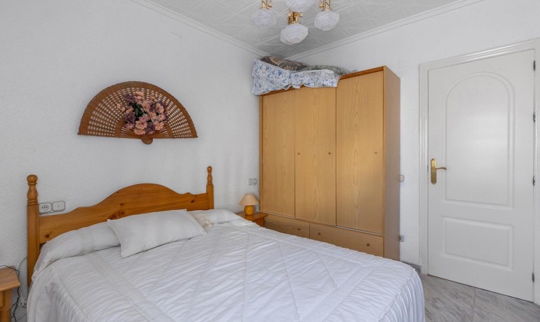 Herverkoop - Appartement / Flat -
Torrevieja* - La Siesta - El Salado - Torreta