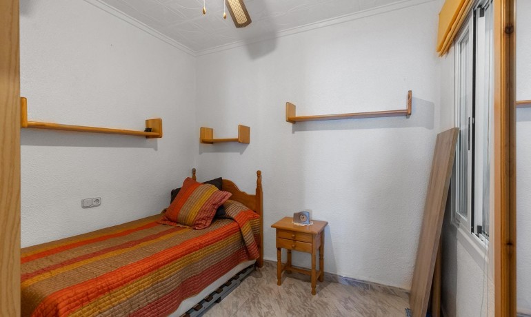 Herverkoop - Appartement / Flat -
Torrevieja* - La Siesta - El Salado - Torreta