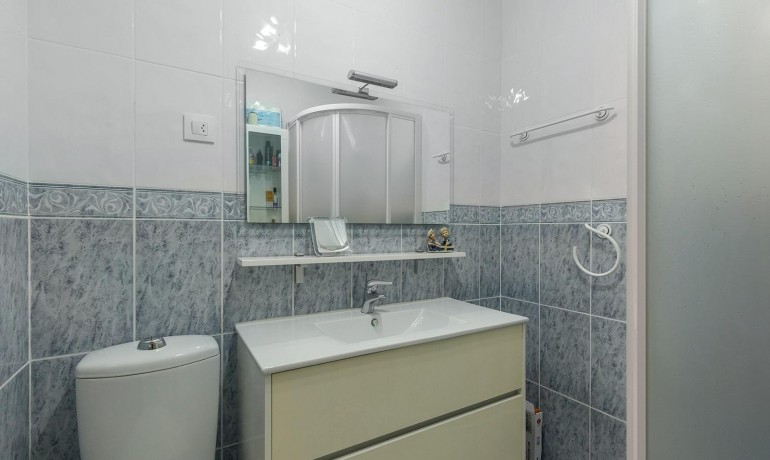 Herverkoop - Appartement / Flat -
Torrevieja* - La Siesta - El Salado - Torreta