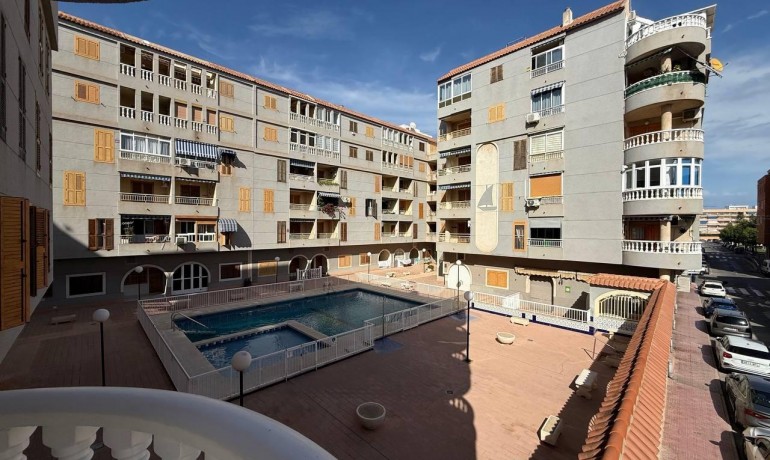 Herverkoop - Appartement / Flat -
Torrevieja* - Acequion