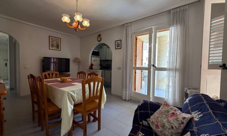 Herverkoop - Appartement / Flat -
Torrevieja* - Acequion