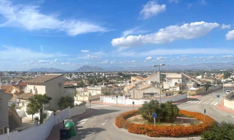 Herverkoop - Huis -
Cuidad Quesada* - Rojales Hills