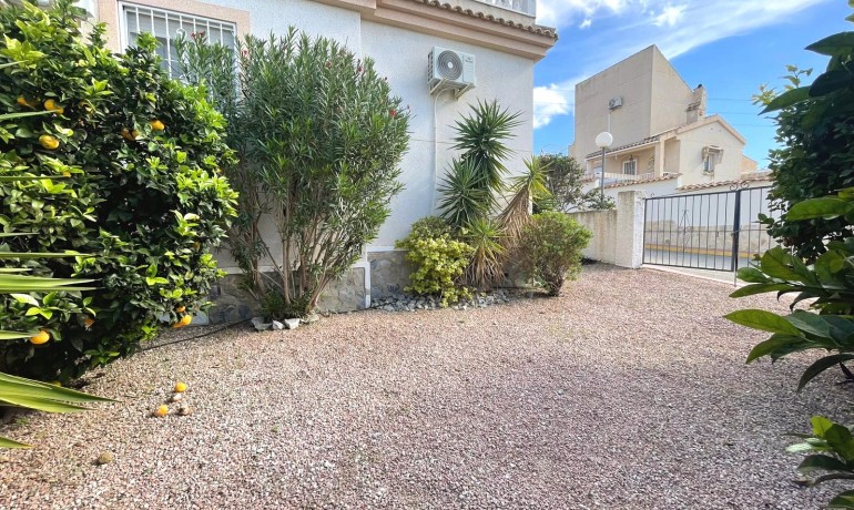 Herverkoop - Huis -
Cuidad Quesada* - Rojales Hills