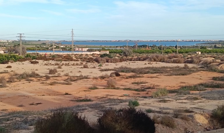 Herverkoop - Villa -
Los Montesinos* - La Herrada