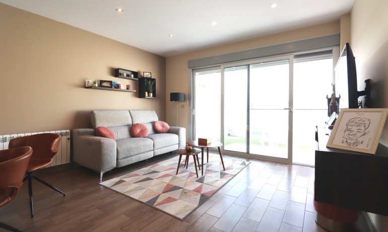 Herverkoop - Villa -
Alicante* - Daya Vieja - Town