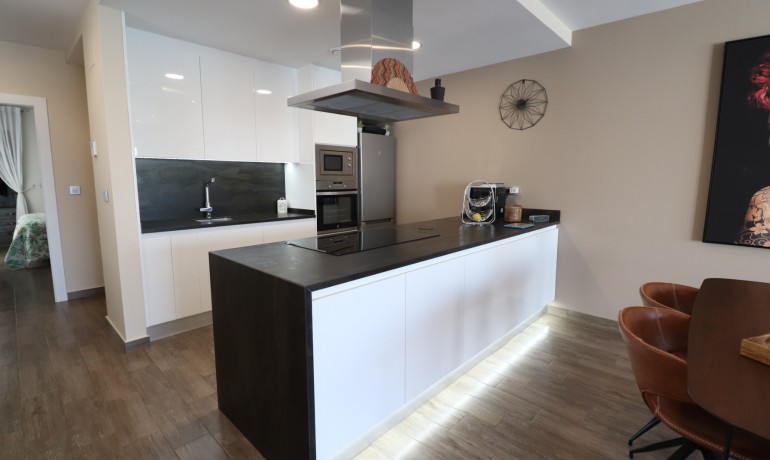 Herverkoop - Villa -
Alicante* - Daya Vieja - Town