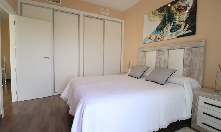 Herverkoop - Villa -
Alicante* - Daya Vieja - Town