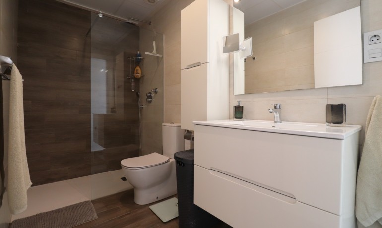 Herverkoop - Villa -
Alicante* - Daya Vieja - Town