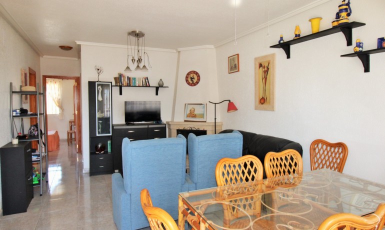 Venta - Casa -
Villamartin