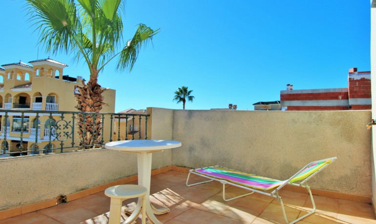 Venta - Casa -
Villamartin