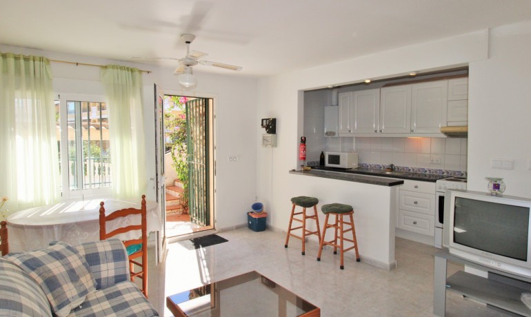 Venta - Casa -
Villamartin