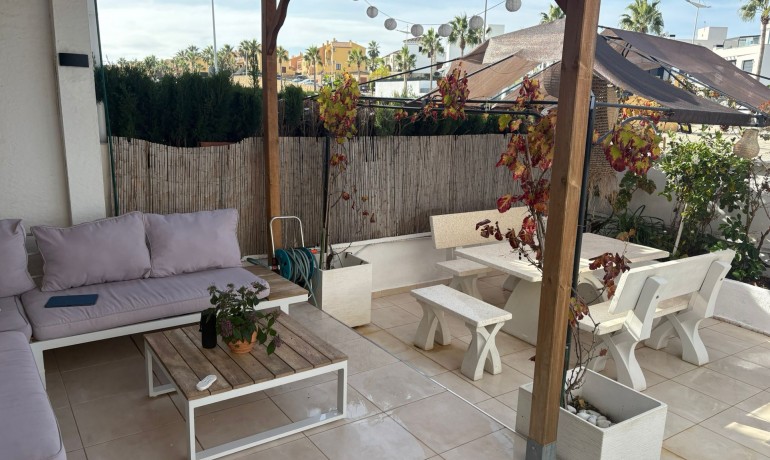 Herverkoop - Huis -
Algorfa* - Montemar