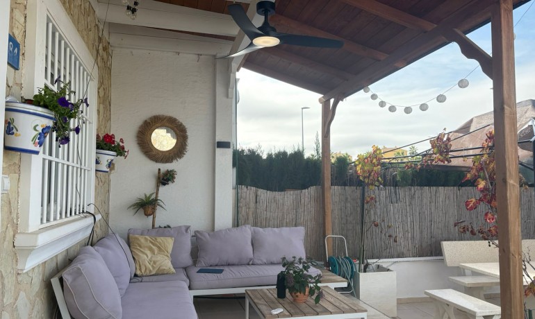 Herverkoop - Huis -
Algorfa* - Montemar