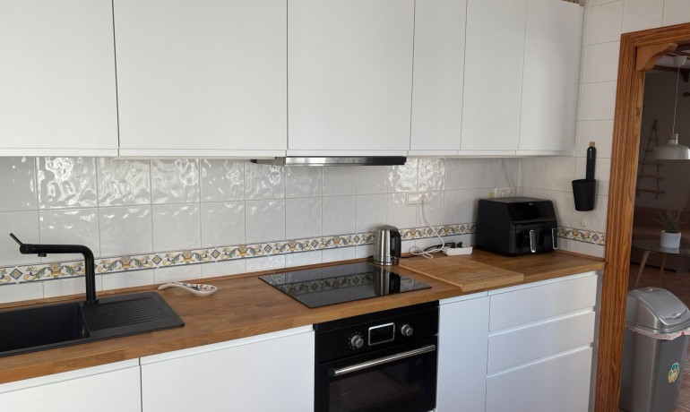 Herverkoop - Huis -
Algorfa* - Montemar