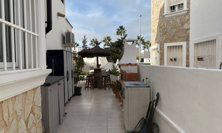 Herverkoop - Huis -
Algorfa* - Montemar