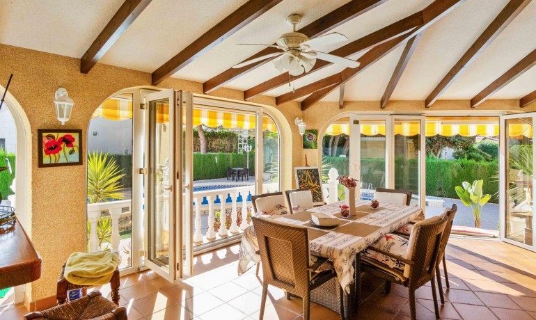 Herverkoop - Villa -
Orihuela Costa* - Cabo Roig