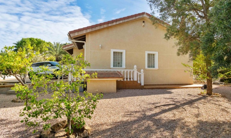 Herverkoop - Villa -
Orihuela Costa* - Cabo Roig