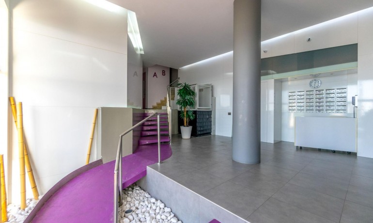 Herverkoop - Appartement / Flat -
Torrevieja* - Playa Del Cura