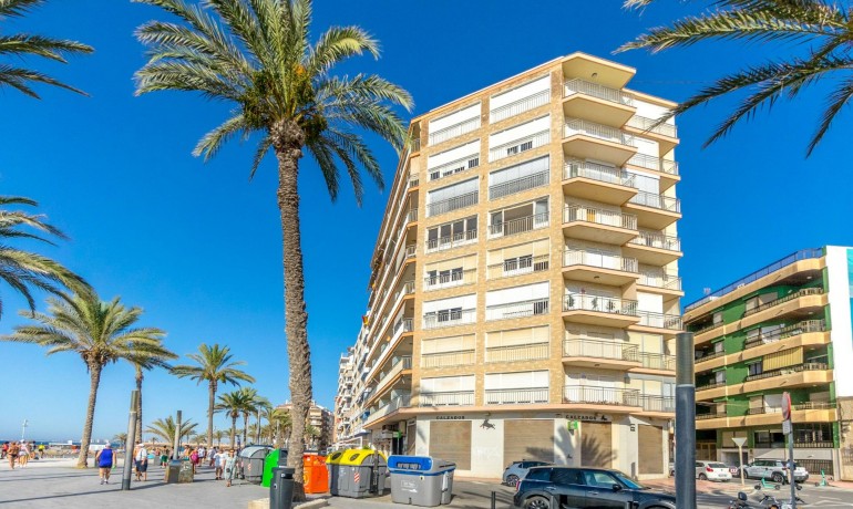 Herverkoop - Appartement / Flat -
Torrevieja* - Playa Del Cura