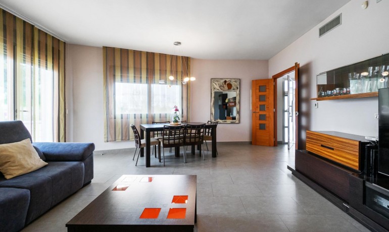 Herverkoop - Villa -
Rojales - Rojales - Village