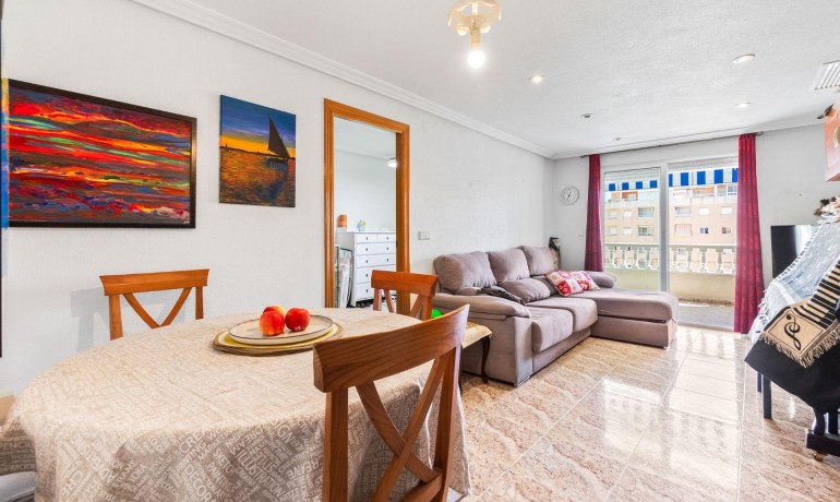 Herverkoop - Appartement / Flat -
Torrevieja* - Torrevieja - Centre