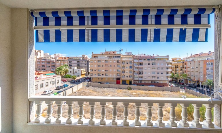Herverkoop - Appartement / Flat -
Torrevieja* - Torrevieja - Centre