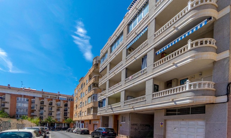 Herverkoop - Appartement / Flat -
Torrevieja* - Torrevieja - Centre