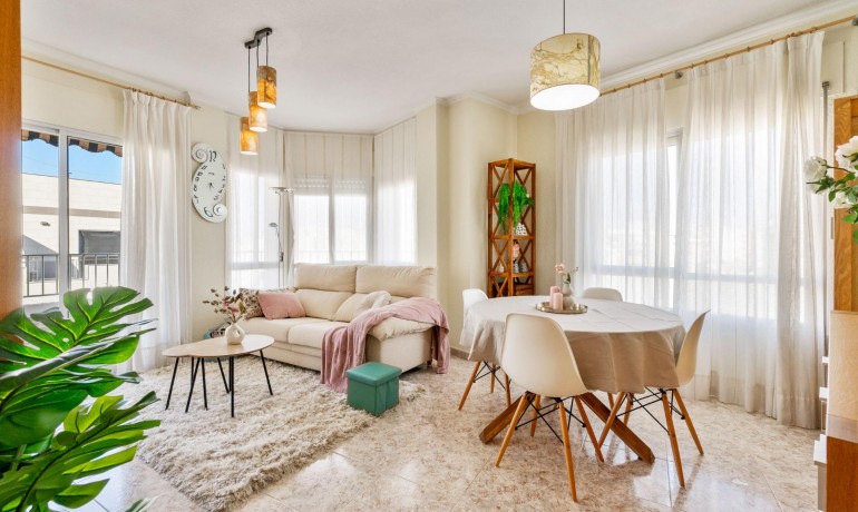 Herverkoop - Appartement / Flat -
Torrevieja* - Torrevieja - Centre