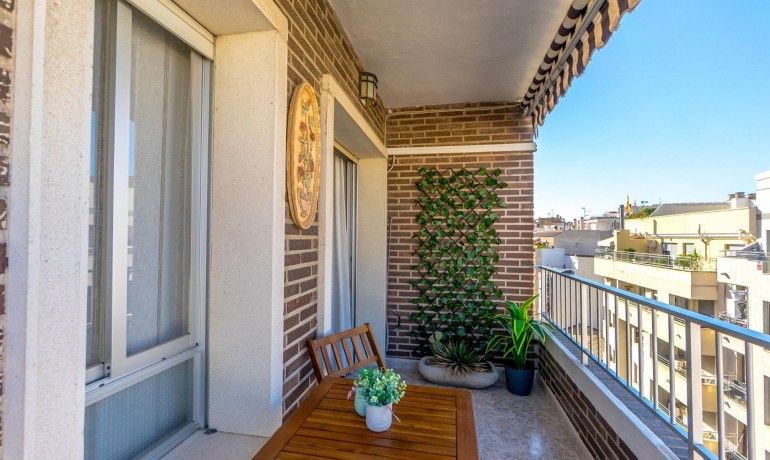 Herverkoop - Appartement / Flat -
Torrevieja* - Torrevieja - Centre