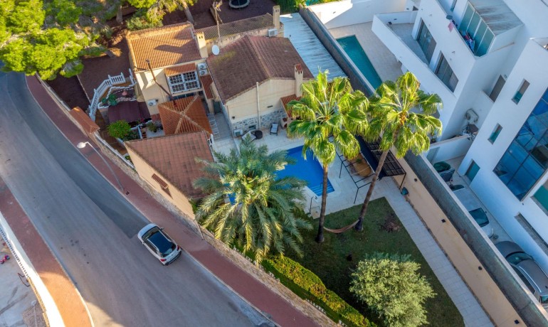 Herverkoop - Villa -
Torrevieja* - Los Balcones
