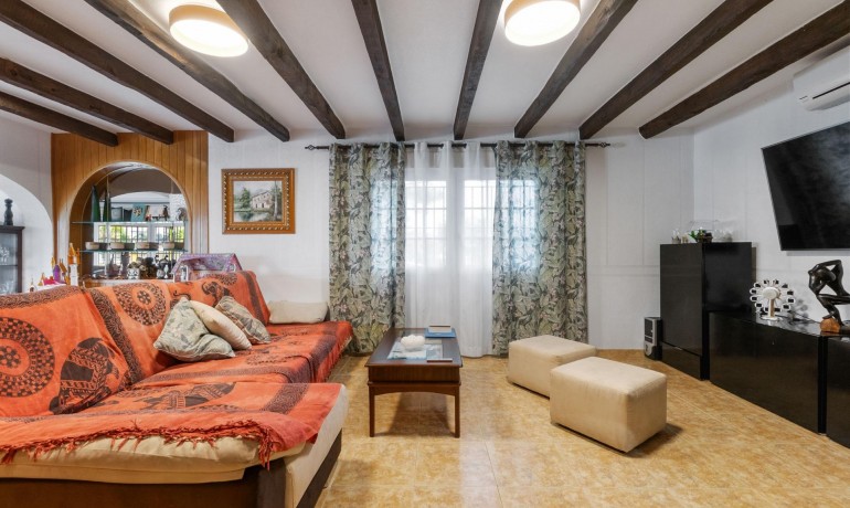 Herverkoop - Villa -
Torrevieja* - Los Balcones