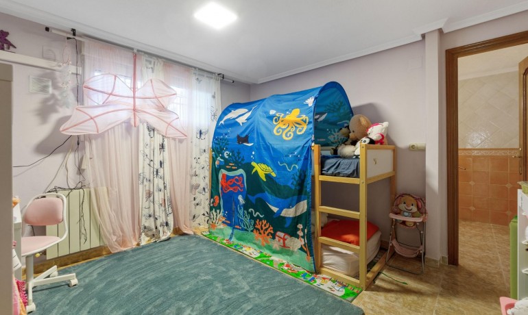 Herverkoop - Villa -
Torrevieja* - Los Balcones