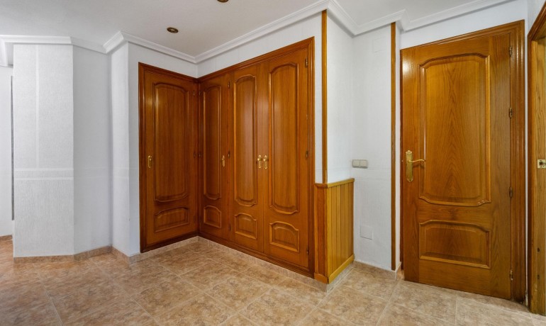 Herverkoop - Villa -
Torrevieja* - Los Balcones