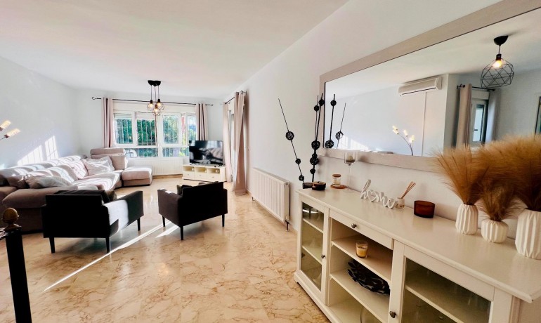 Herverkoop - Villa -
Orihuela Costa* - Las Ramblas