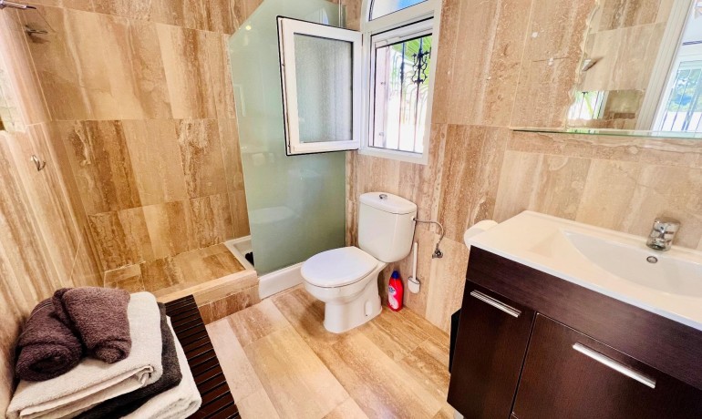 Herverkoop - Villa -
Orihuela Costa* - Las Ramblas