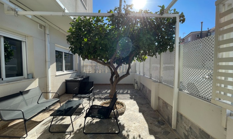 Herverkoop - Huis -
Algorfa* - La Finca Golf Resort