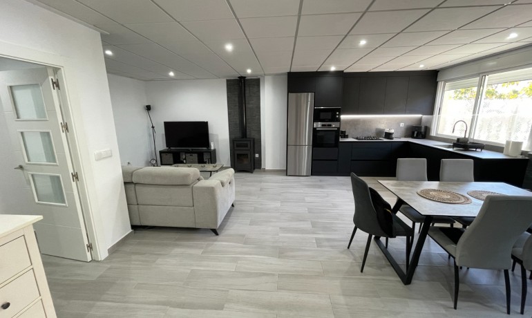 Herverkoop - Huis -
Algorfa* - La Finca Golf Resort