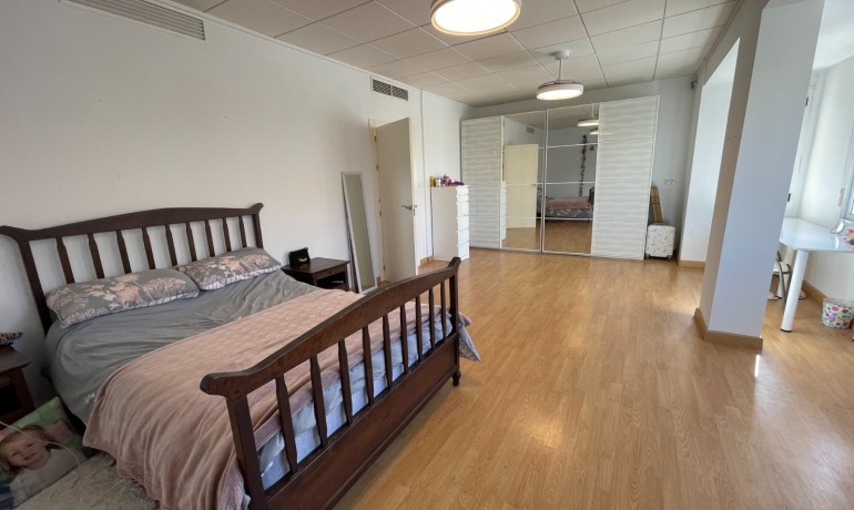 Herverkoop - Huis -
Algorfa* - La Finca Golf Resort