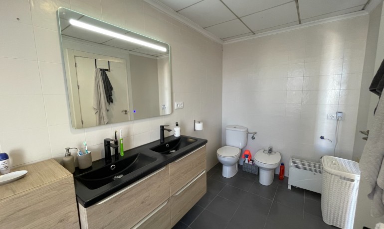 Herverkoop - Huis -
Algorfa* - La Finca Golf Resort