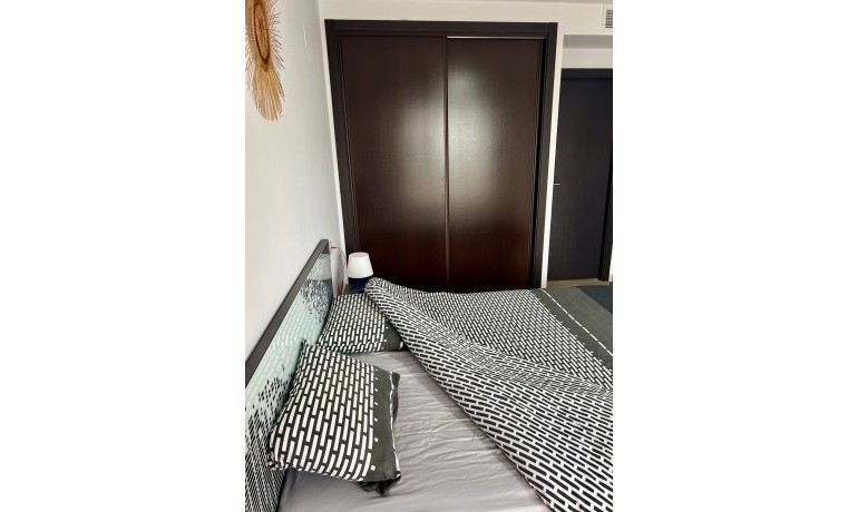 Sale - Apartment / Flat -
Villamartin