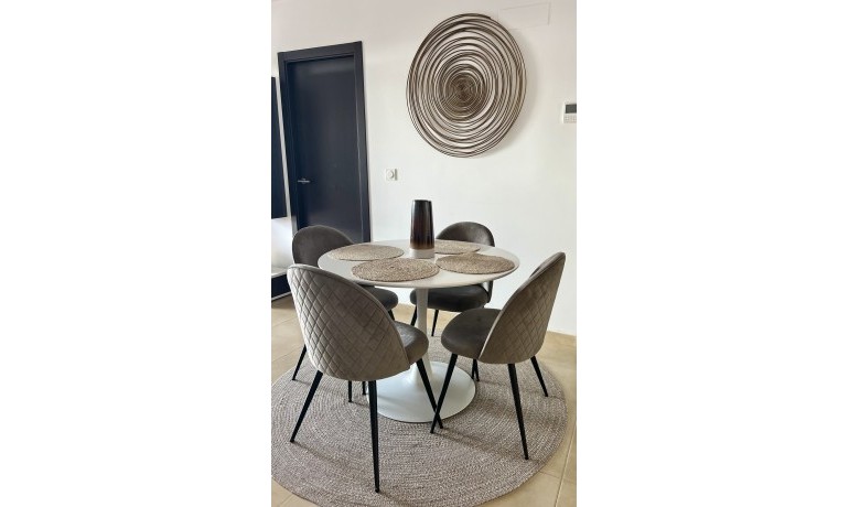 Sale - Apartment / Flat -
Villamartin