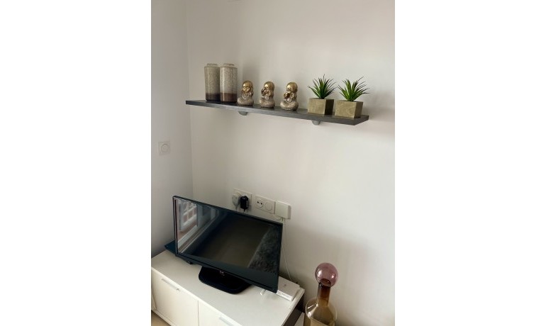 Sale - Apartment / Flat -
Villamartin