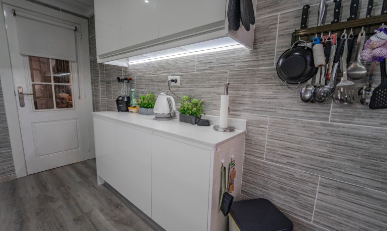 Herverkoop - Huis -
Cuidad Quesada* - Lo Marabu