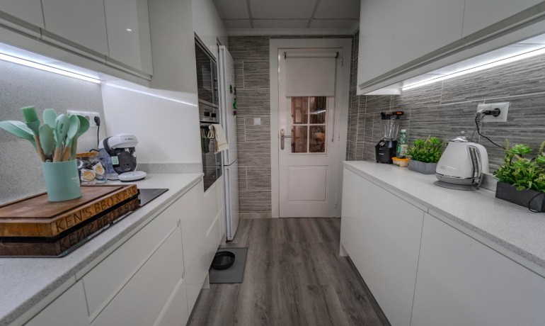 Herverkoop - Huis -
Cuidad Quesada* - Lo Marabu