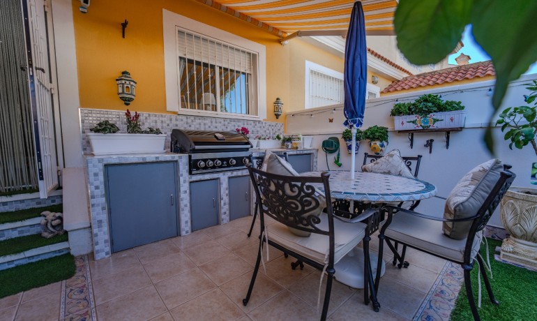 Herverkoop - Huis -
Cuidad Quesada* - Lo Marabu