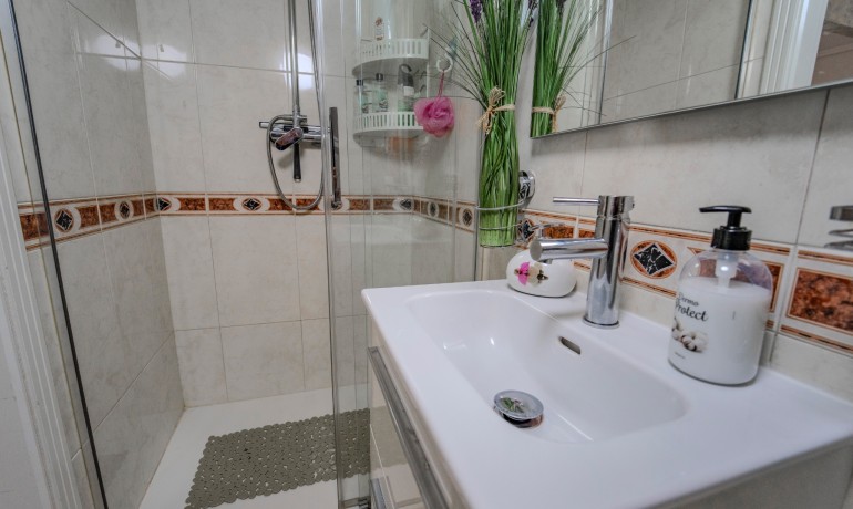 Herverkoop - Huis -
Cuidad Quesada* - Lo Marabu