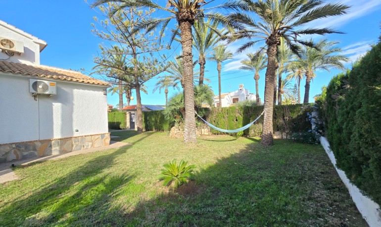 Herverkoop - Villa -
Orihuela Costa* - Cabo Roig