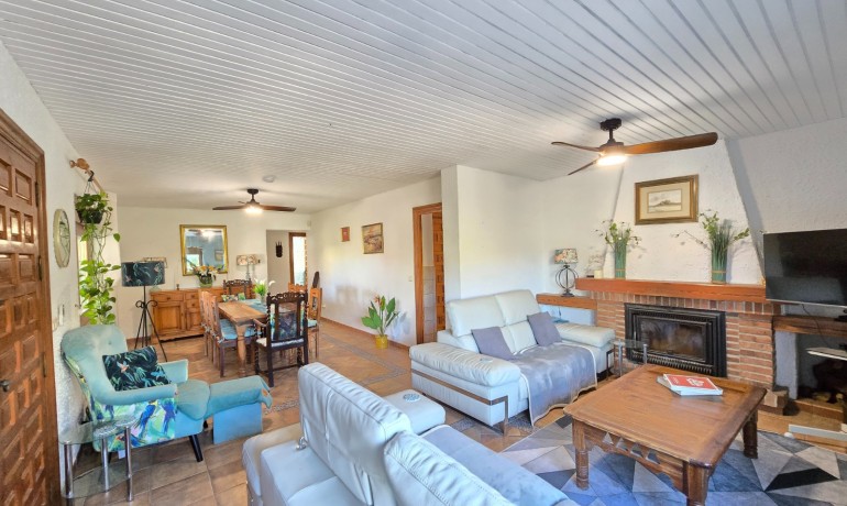 Herverkoop - Villa -
Orihuela Costa* - Cabo Roig