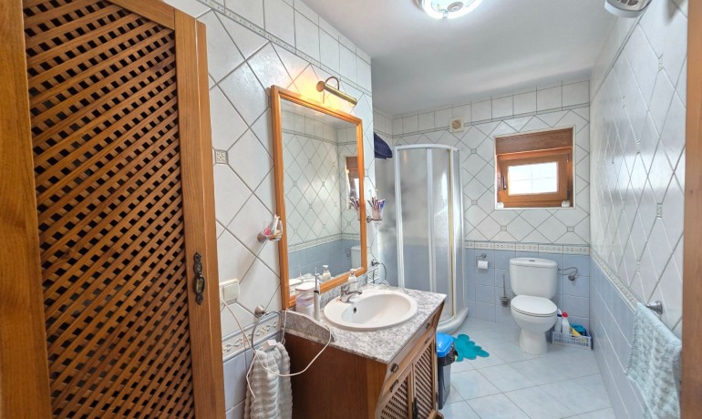 Herverkoop - Villa -
Orihuela Costa* - Cabo Roig